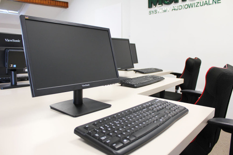 Pracownia komputerowa NUC 24