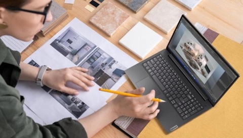 Zestaw 4x Laptop Laptop Lenovo V15 G4 IRU i5-13420H 16GB 512GB SSD Win 11 + Tablet Gratis