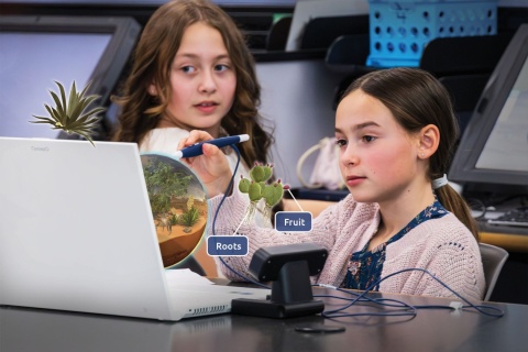 Zestaw zSpace SOLO – holograficzna pracownia 3D dla programu Cyfrowy Uczeń 2025-2029